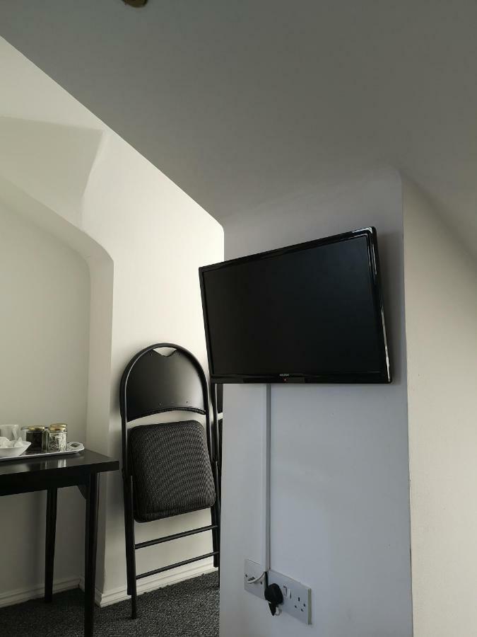 Havering Hotel Romford Extérieur photo